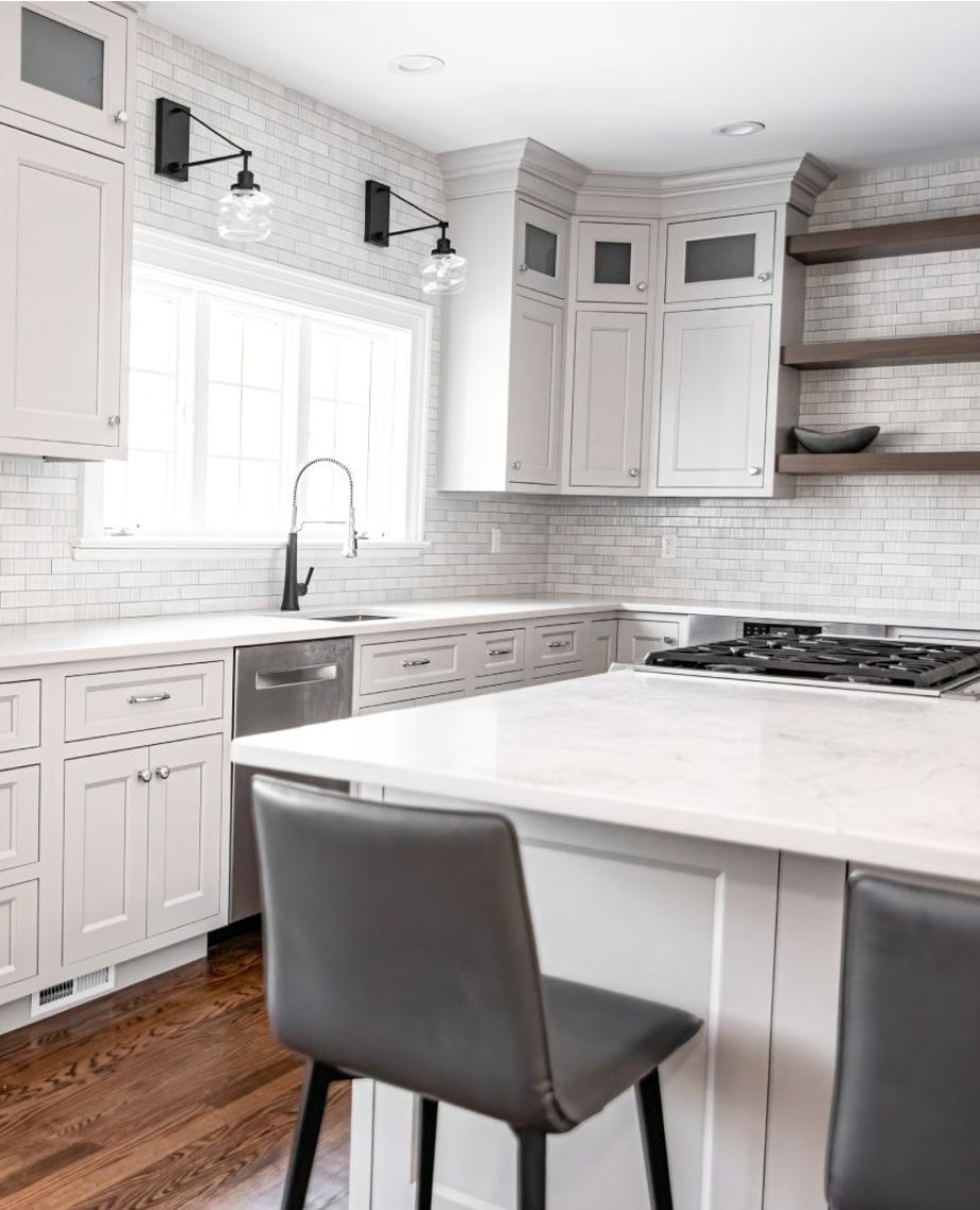 Southbury kitchen remodeling company project. Bath and kitchen remodel contractors, Southbury, CT. Countertops, cabinets, & more.